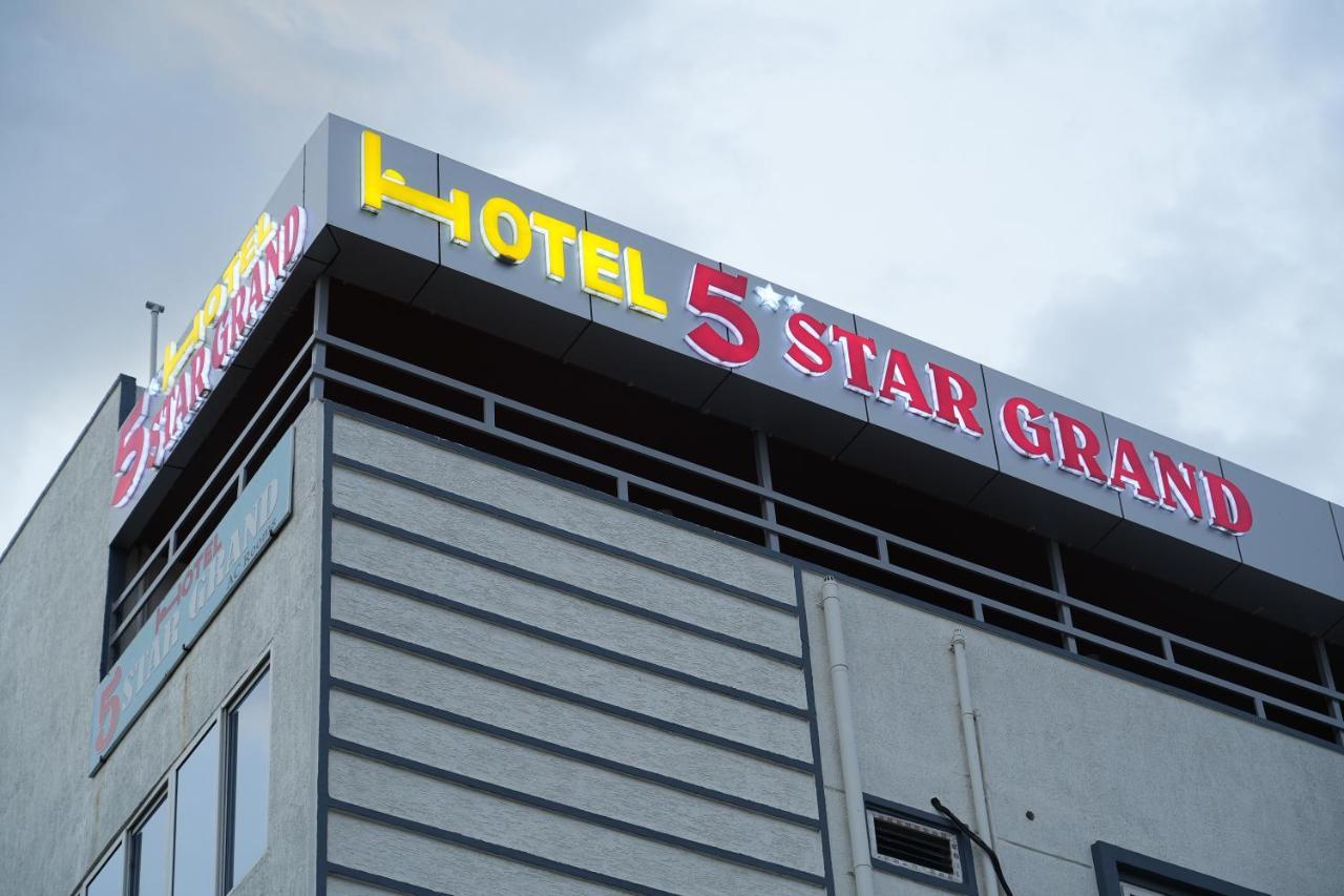 Hotel 5 Star Grand- Premium Shamshabad Exterior foto