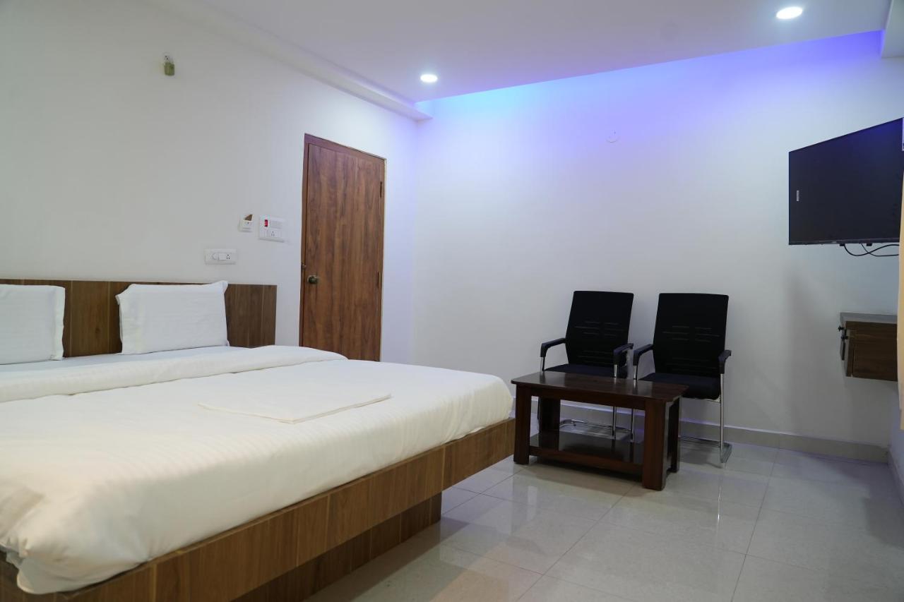 Hotel 5 Star Grand- Premium Shamshabad Exterior foto