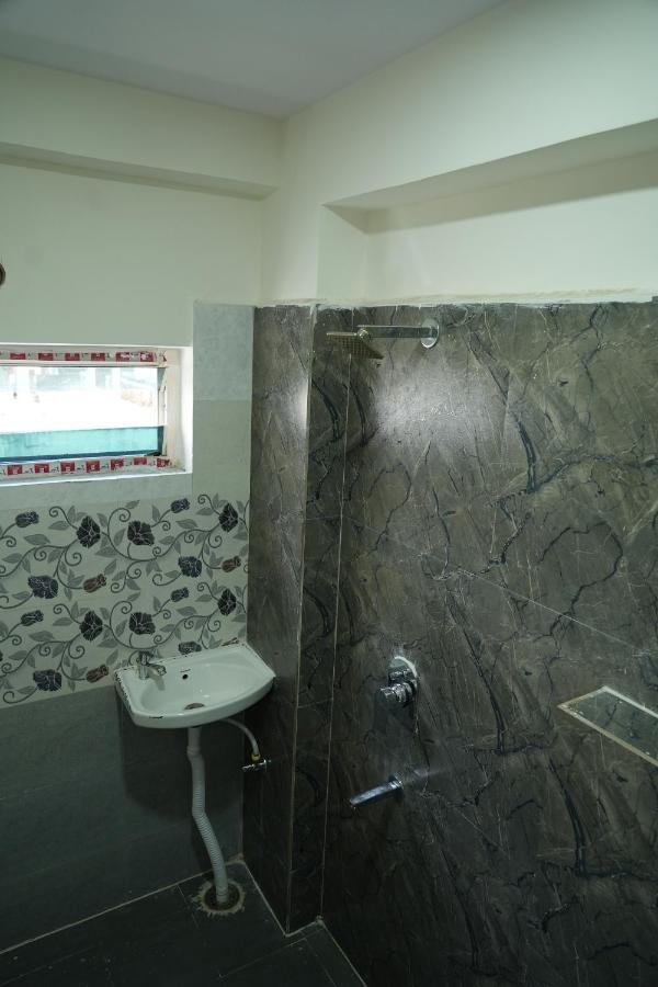 Hotel 5 Star Grand- Premium Shamshabad Exterior foto