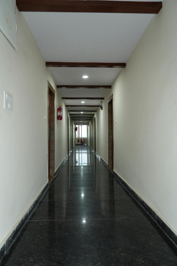 Hotel 5 Star Grand- Premium Shamshabad Exterior foto