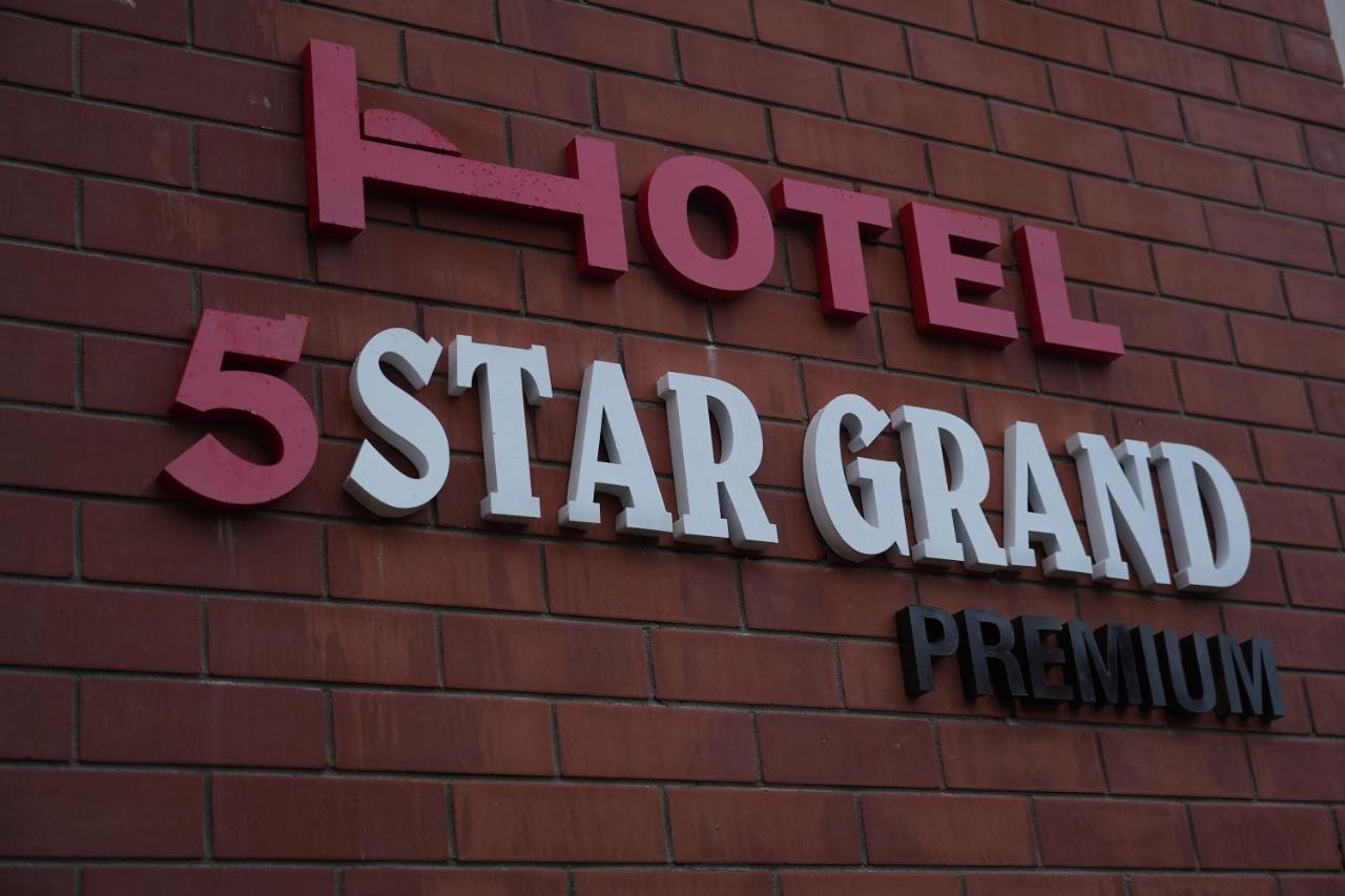 Hotel 5 Star Grand- Premium Shamshabad Exterior foto