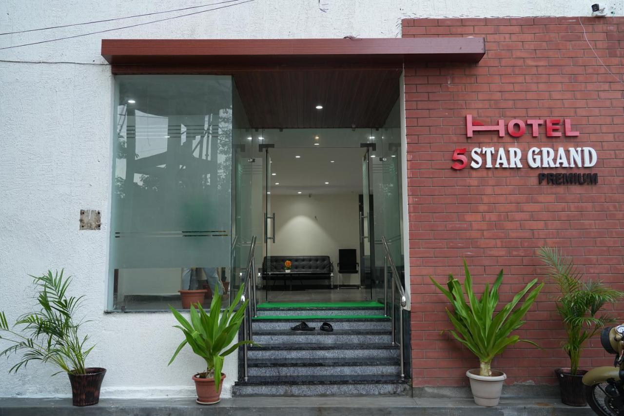 Hotel 5 Star Grand- Premium Shamshabad Exterior foto